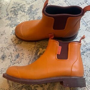 MERRY PEOPLE Women’s Orange Rain Chelsea Boots 11